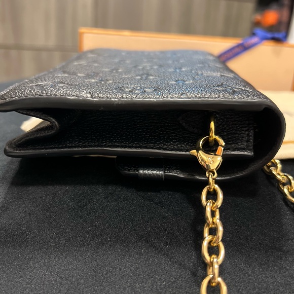 Louis Vuitton Vavin chain wallet in black - Picture 8 of 10